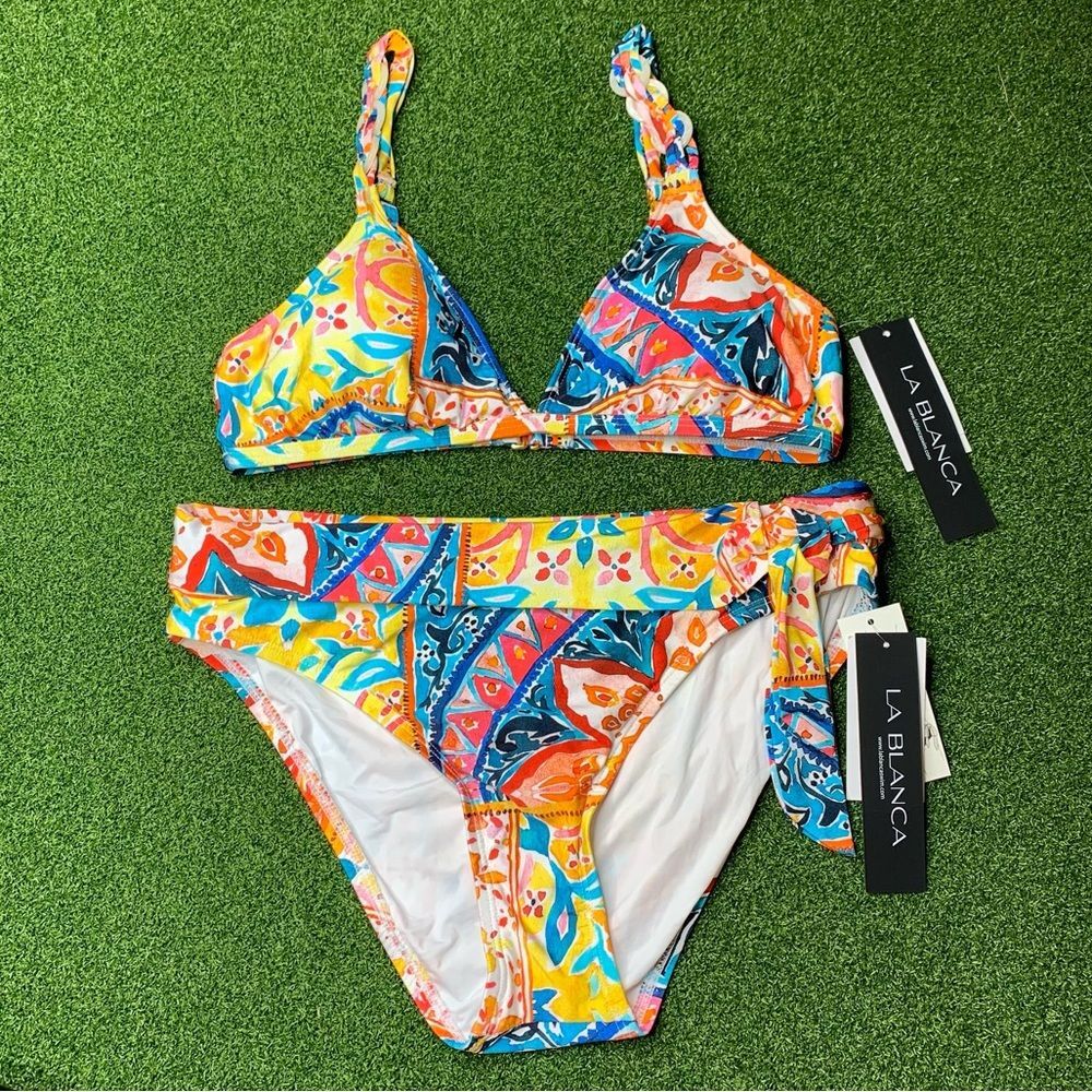 NWT La Blanca Soleil triangle top and high waist bottom bikini 2 pieces size 8